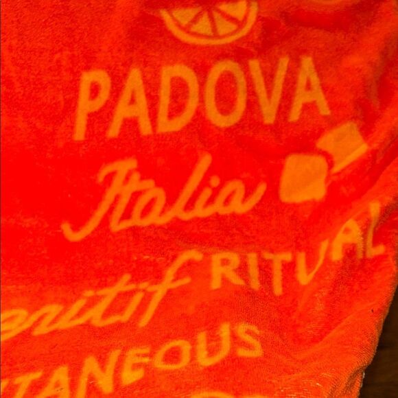 A Taste of Italy 🇮🇹 Aperol Spritz 🥂 Neon Orange and White Fringed Beach 🏖️ Towel - Picture 9 of 17